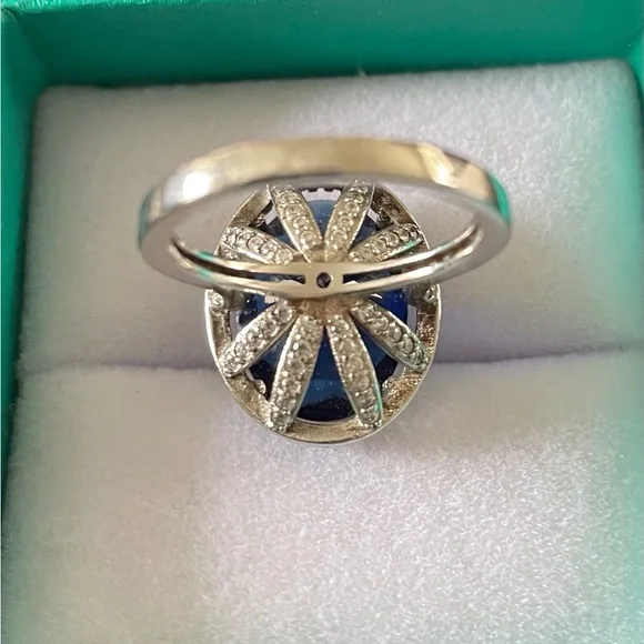 Beautiful Royal blue cocktail statement ring 💍 - Picture 7 of 11